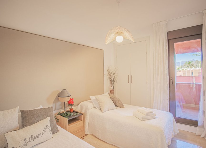 Reventa - Apartment - Middle Floor Apartment - Estepona - Estepona Centro