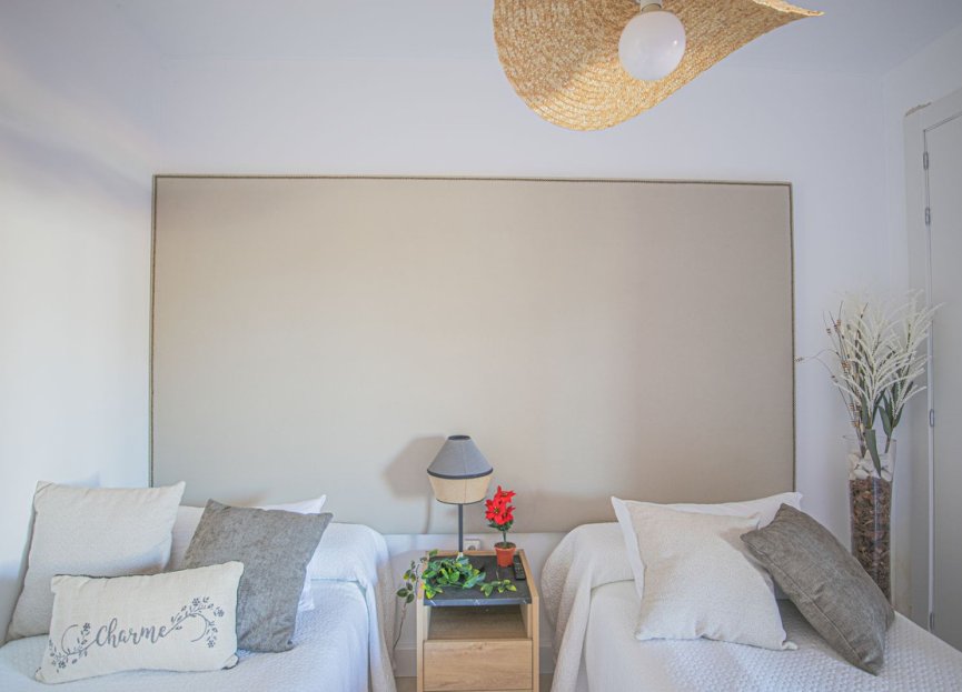 Reventa - Apartment - Middle Floor Apartment - Estepona - Estepona Centro