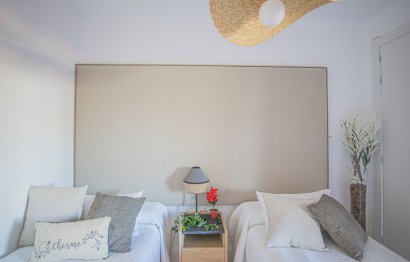 Reventa - Apartment - Middle Floor Apartment - Estepona - Estepona Centro