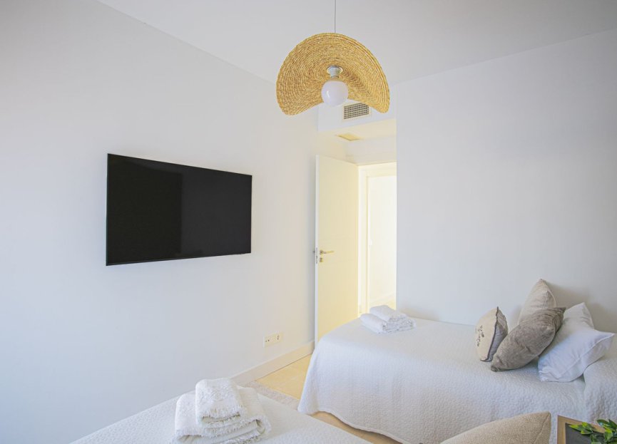 Reventa - Apartment - Middle Floor Apartment - Estepona - Estepona Centro