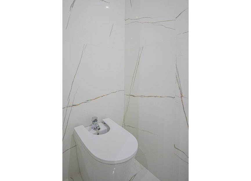 Reventa - Apartment - Middle Floor Apartment - Estepona - Estepona Centro