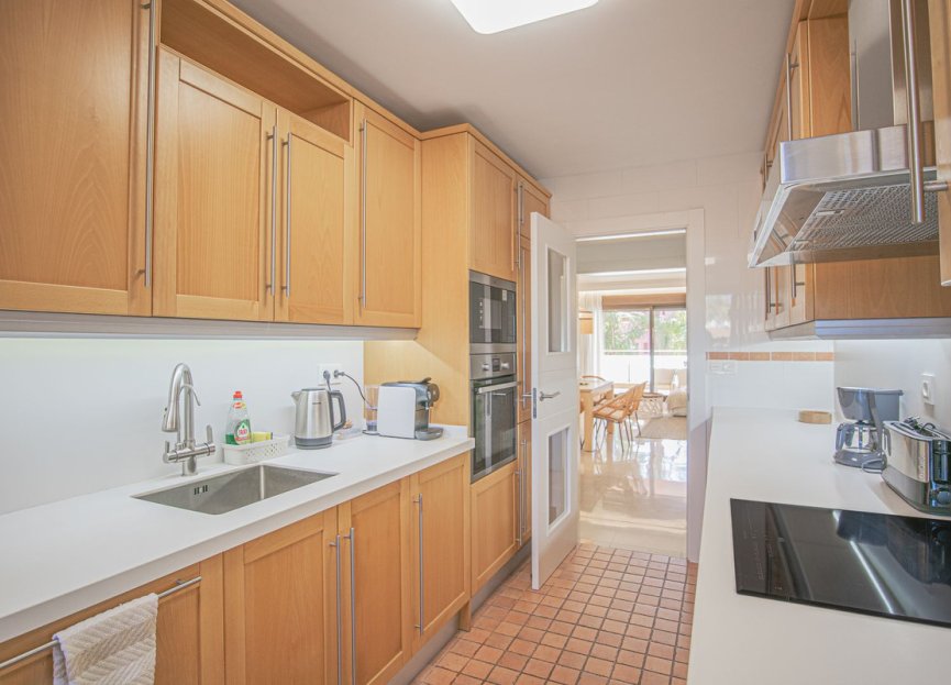 Reventa - Apartment - Middle Floor Apartment - Estepona - Estepona Centro