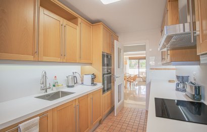 Reventa - Apartment - Middle Floor Apartment - Estepona - Estepona Centro