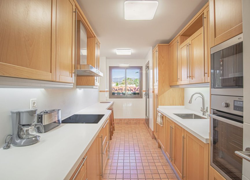 Reventa - Apartment - Middle Floor Apartment - Estepona - Estepona Centro