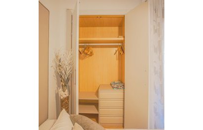 Reventa - Apartment - Middle Floor Apartment - Estepona - Estepona Centro