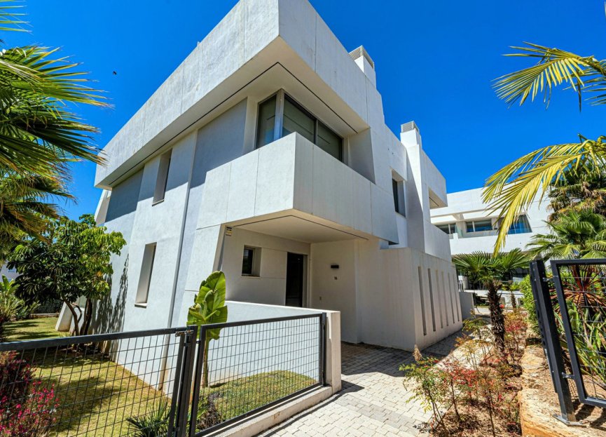Resale - House - Semi-Detached House - Marbella - Río Real