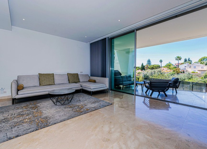 Resale - House - Semi-Detached House - Marbella - Río Real