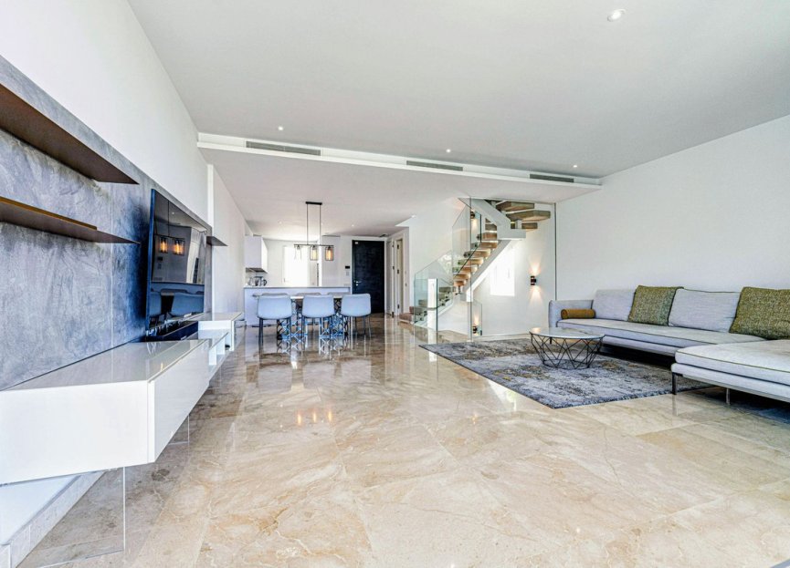 Resale - House - Semi-Detached House - Marbella - Río Real