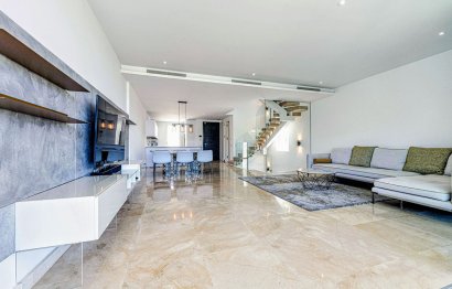 Resale - House - Semi-Detached House - Marbella - Río Real