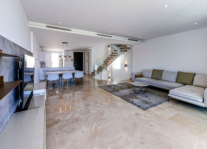 Resale - House - Semi-Detached House - Marbella - Río Real