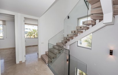 Resale - House - Semi-Detached House - Marbella - Río Real