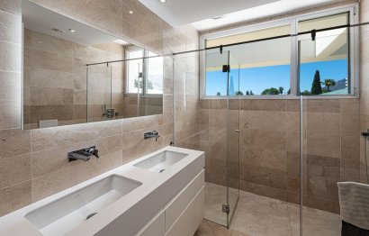 Resale - House - Semi-Detached House - Marbella - Río Real