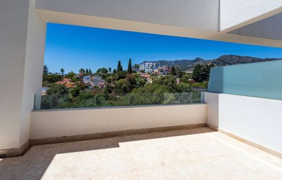 Resale - House - Semi-Detached House - Marbella - Río Real