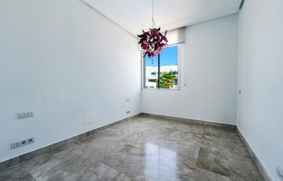 Resale - House - Semi-Detached House - Marbella - Río Real