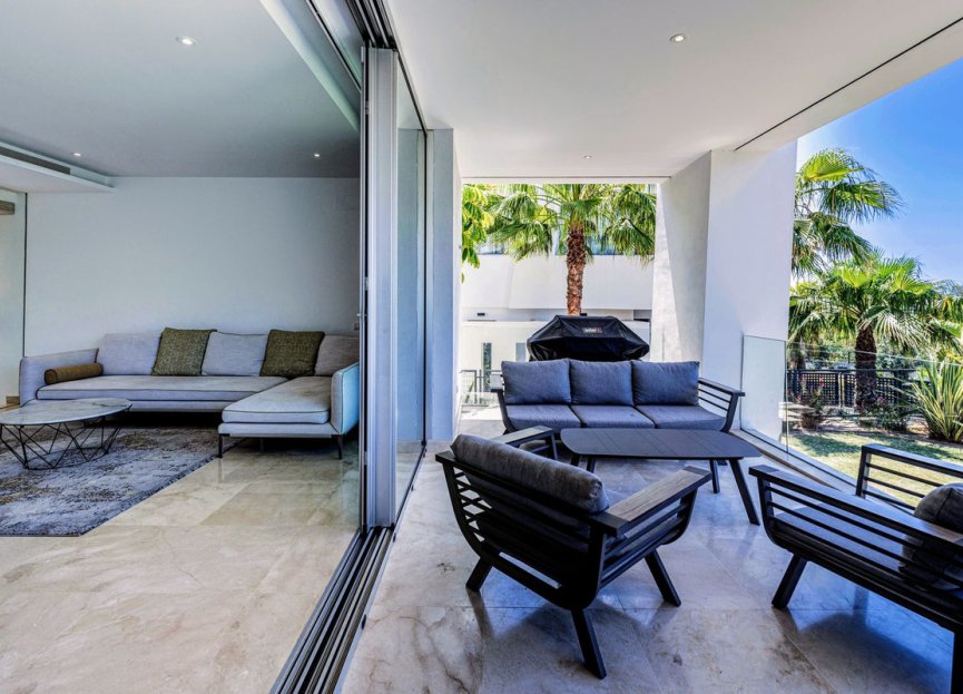 Resale - House - Semi-Detached House - Marbella - Río Real