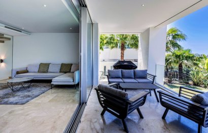 Resale - House - Semi-Detached House - Marbella - Río Real