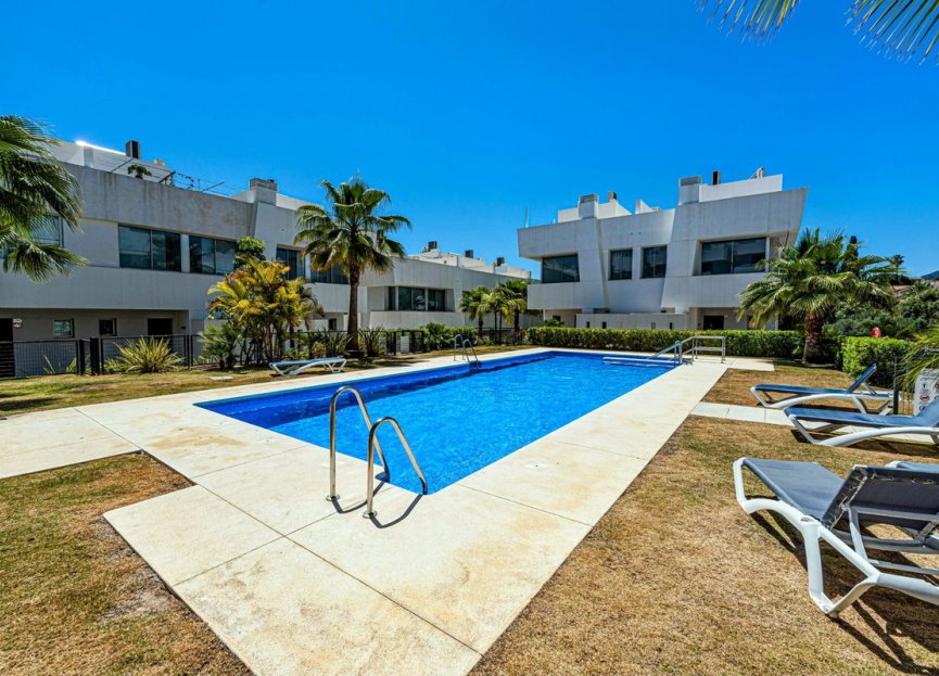 Resale - House - Semi-Detached House - Marbella - Río Real