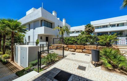 Resale - House - Semi-Detached House - Marbella - Río Real