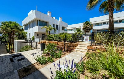 Resale - House - Semi-Detached House - Marbella - Río Real