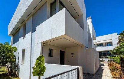 Resale - House - Semi-Detached House - Marbella - Río Real