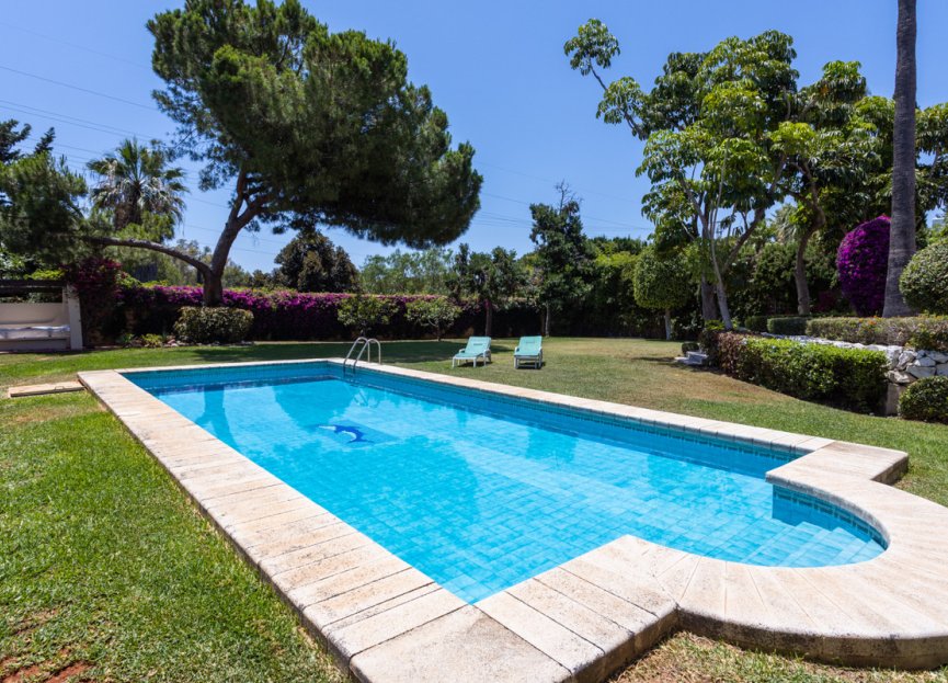 Resale - House - Detached Villa - Marbella - Marbella Centro