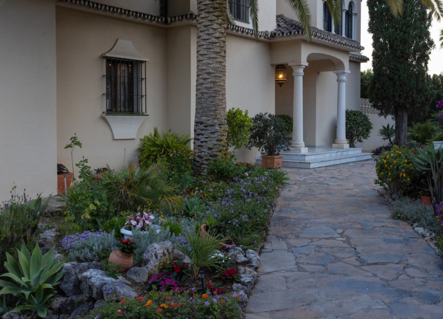 Resale - House - Detached Villa - Marbella - Marbella Centro