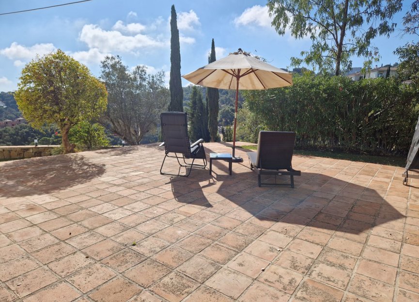 Resale - House - Detached Villa - Marbella - La Mairena