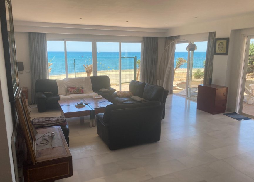 Resale - House - Townhouse - Estepona - Estepona Centro