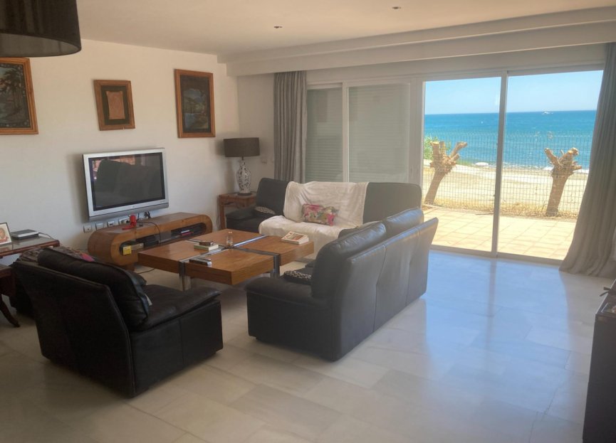 Resale - House - Townhouse - Estepona - Estepona Centro