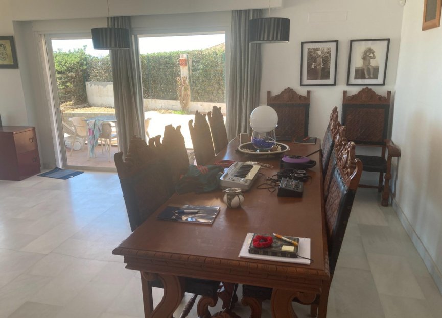 Resale - House - Townhouse - Estepona - Estepona Centro