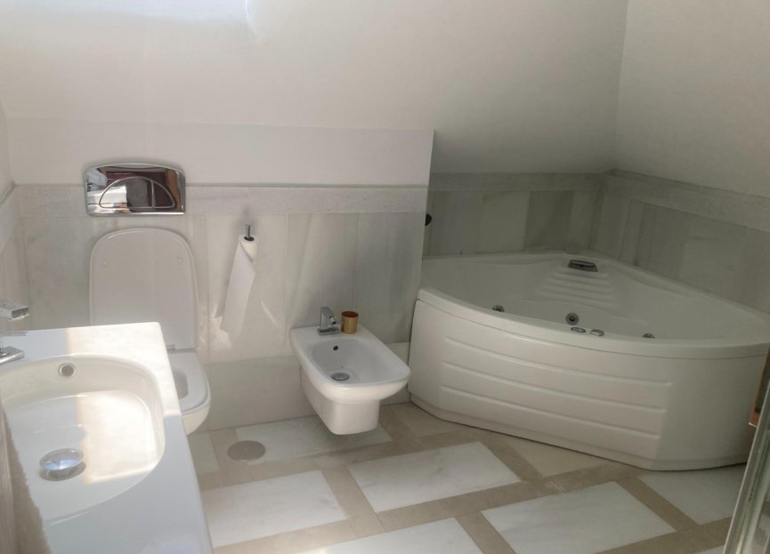 Resale - House - Townhouse - Estepona - Estepona Centro