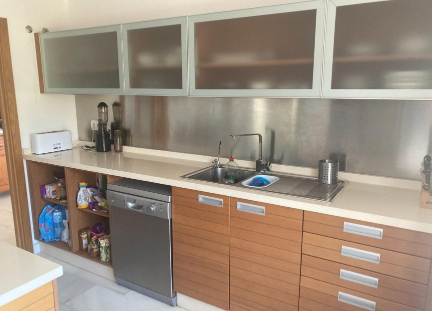 Resale - House - Townhouse - Estepona - Estepona Centro