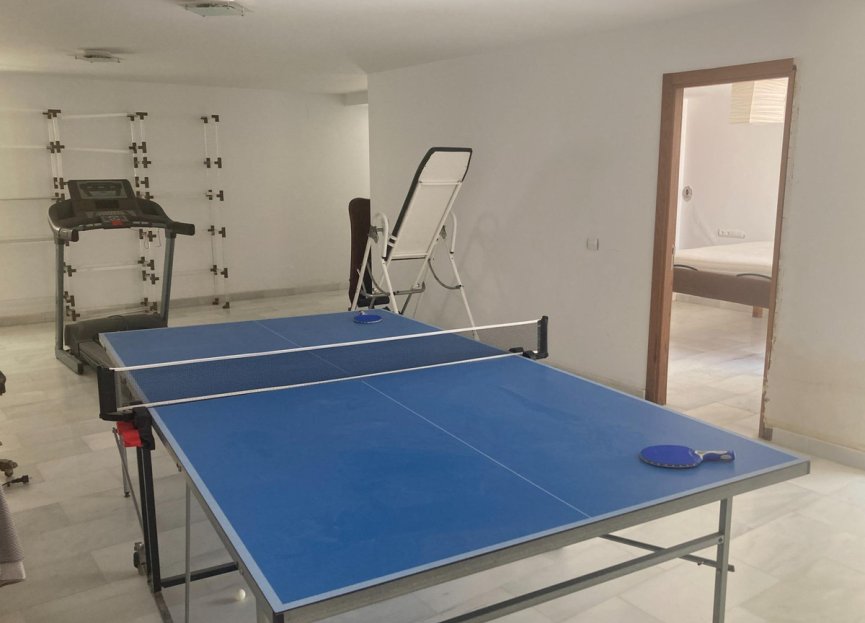 Resale - House - Townhouse - Estepona - Estepona Centro