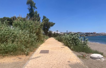 Resale - House - Townhouse - Estepona - Estepona Centro