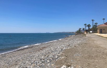 Resale - House - Townhouse - Estepona - Estepona Centro