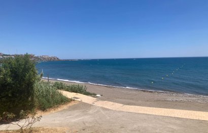 Resale - House - Townhouse - Estepona - Estepona Centro