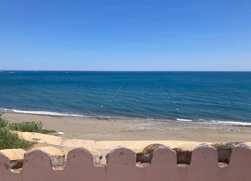 Resale - House - Townhouse - Estepona - Estepona Centro