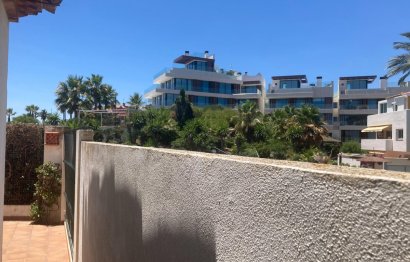 Resale - House - Townhouse - Estepona - Estepona Centro