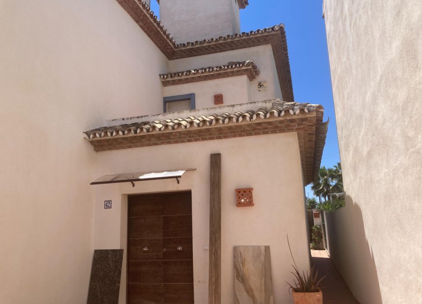 Resale - House - Townhouse - Estepona - Estepona Centro