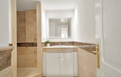 Reventa - Apartment - Middle Floor Apartment - Marbella - Elviria