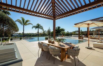 Resale - House - Detached Villa - Marbella - Nueva Andalucia