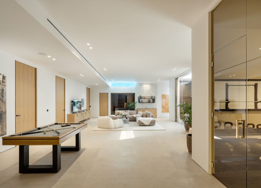 Resale - House - Detached Villa - Marbella - Nueva Andalucia