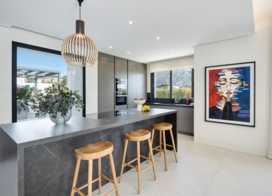 Resale - House - Detached Villa - Marbella - Marbella Centro