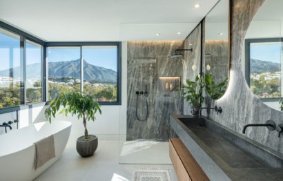 Resale - House - Detached Villa - Marbella - Marbella Centro