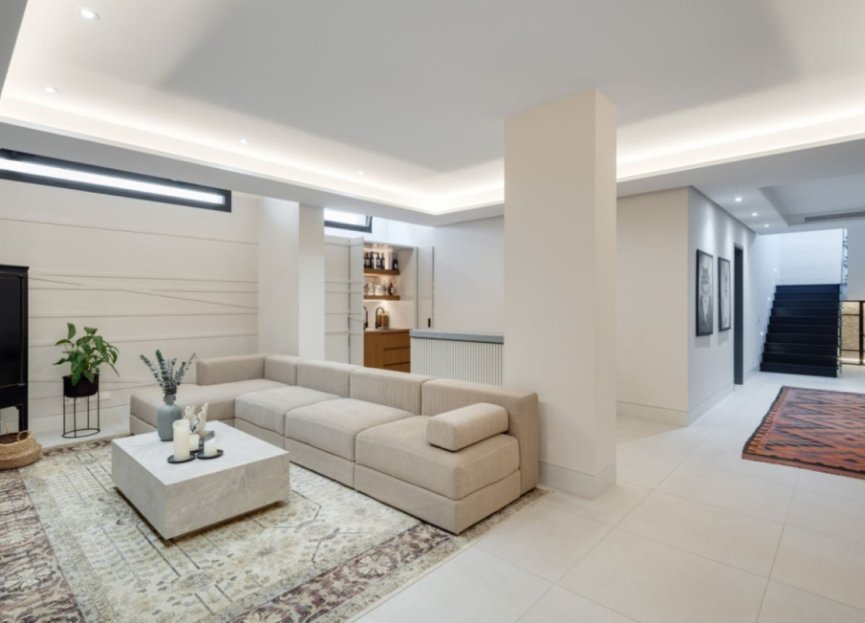 Resale - House - Detached Villa - Marbella - Marbella Centro