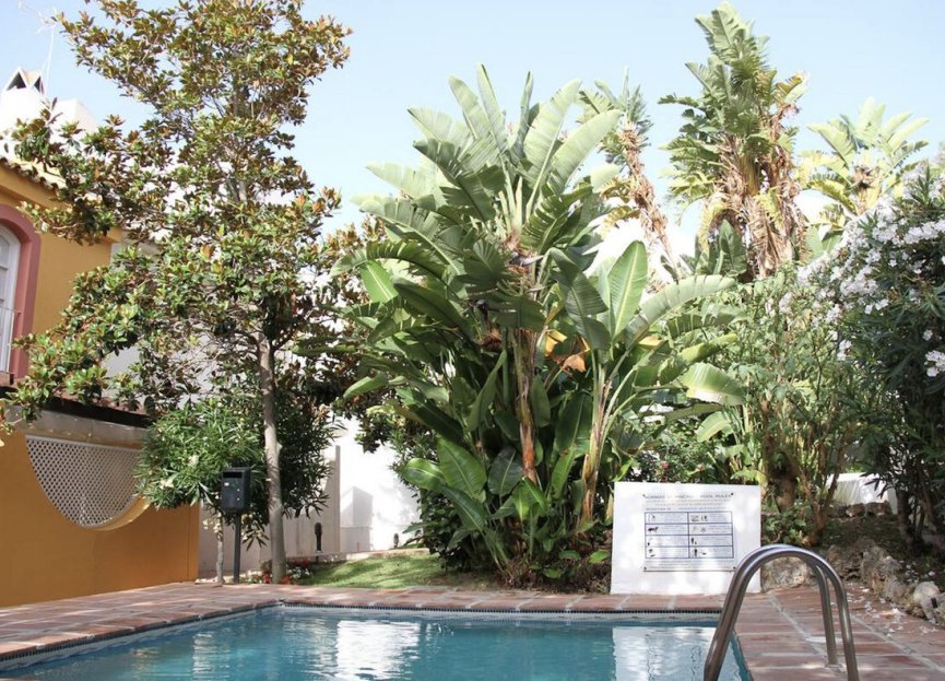 Resale - House - Townhouse - Marbella - Nueva Andalucia