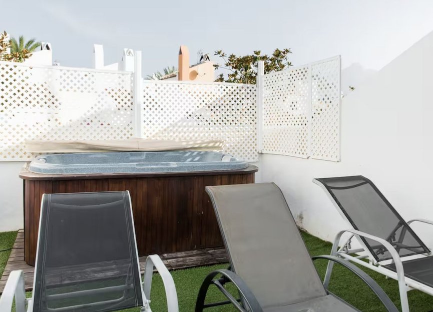 Resale - House - Townhouse - Marbella - Nueva Andalucia
