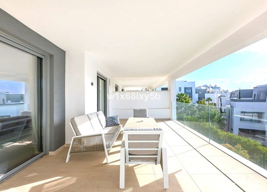 Resale - Apartment - Middle Floor Apartment - Estepona - Selwo