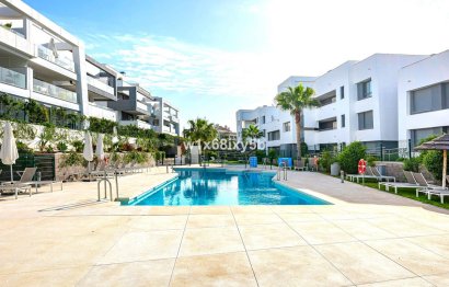 Resale - Apartment - Middle Floor Apartment - Estepona - Selwo