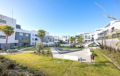 Resale - Apartment - Middle Floor Apartment - Estepona - Selwo